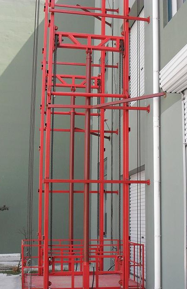 移動式升降機后期使用注意事項